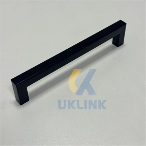 black square cabinet pull
