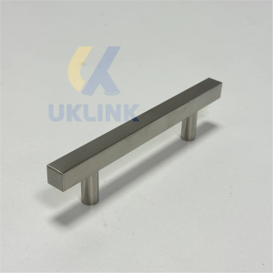 brushed nickel cabinet pull handle (2)