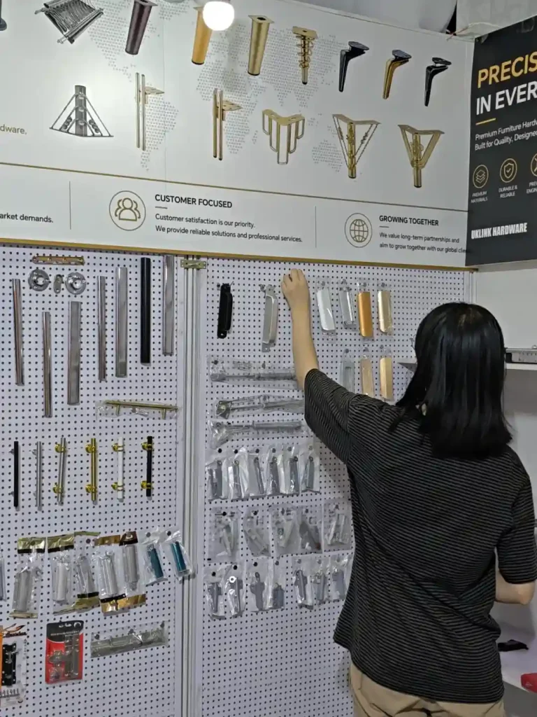 uklinkhardware furniture hardware manufacture china (6)